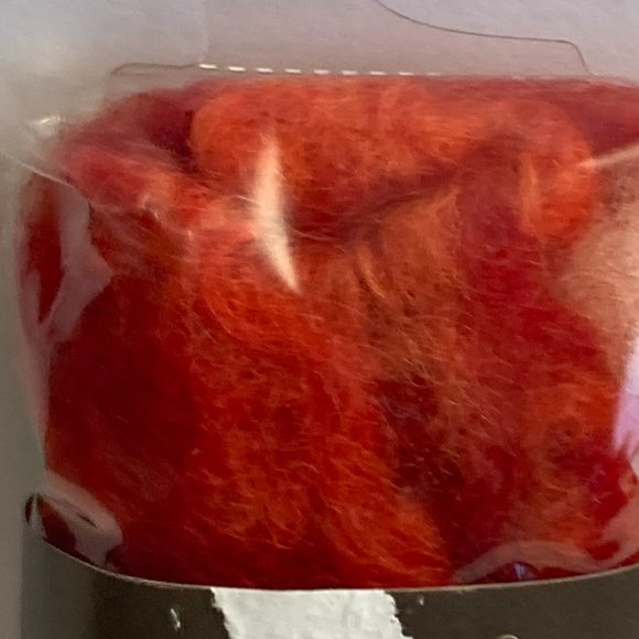 24 Dimensions FeltWorks 100% Wool Red Curly Roving 0.25oz Needle Felting Crafts - Picture 2 of 16